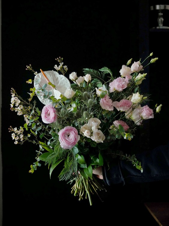 Букет «Мэрит» словно перламутровая жемчужина &mdash; Городской букет