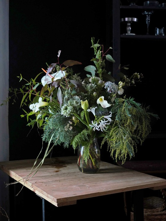 Букет «Лиана», сотканный из лесного ветра и листвы &mdash; Городской букет