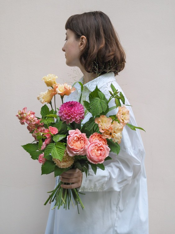 Букет в розово-персиковой гамме &mdash; Городской букет