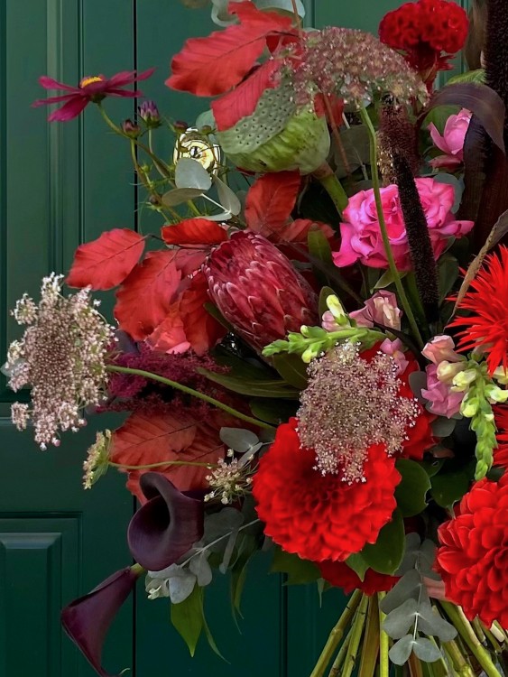 Огненный букет «Аллюр» &mdash; Городской букет