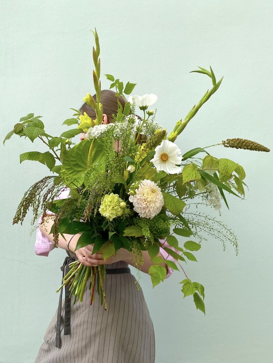 Букет в природном стиле «Сон в летнюю ночь» &mdash; Городской букет